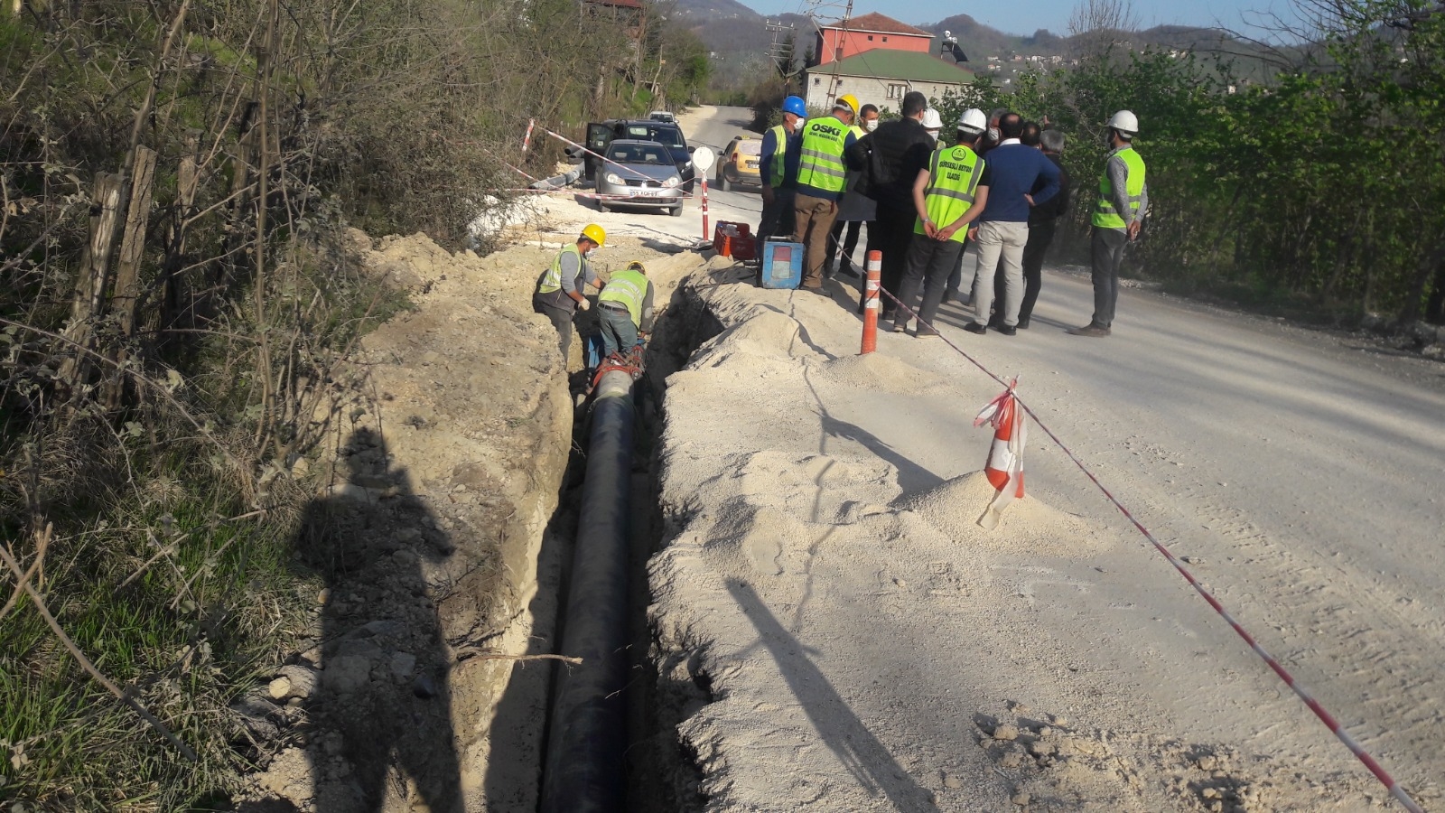 KUMRU, OSKİ İLE KABUĞUNU KIRIYOR